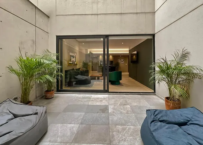 23-gh3 2 Bedroom 2.5 Baths Private Patio Roma Norte